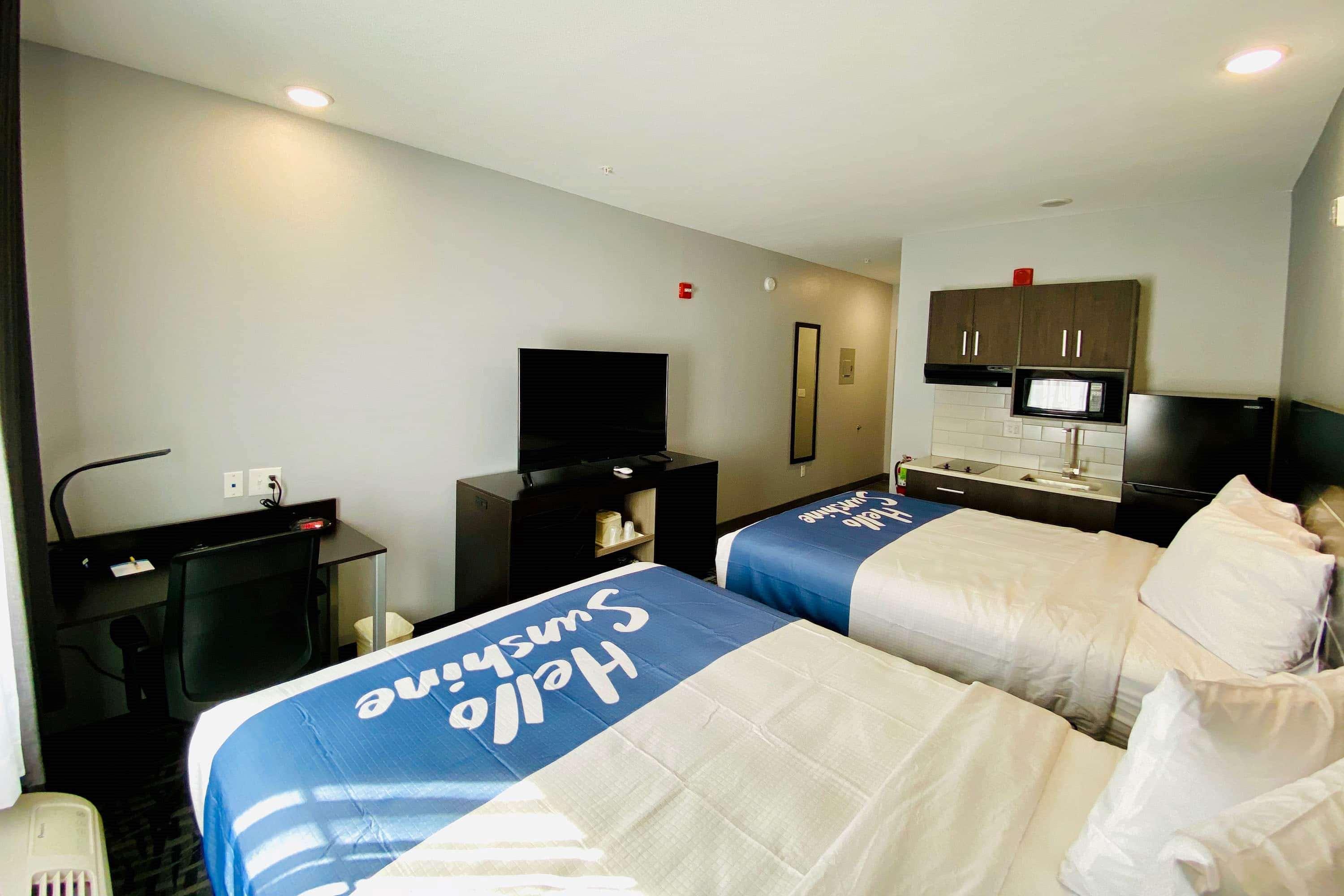 Days Inn & Suites By Wyndham Horn Lake - Memphis Graceland Εξωτερικό φωτογραφία