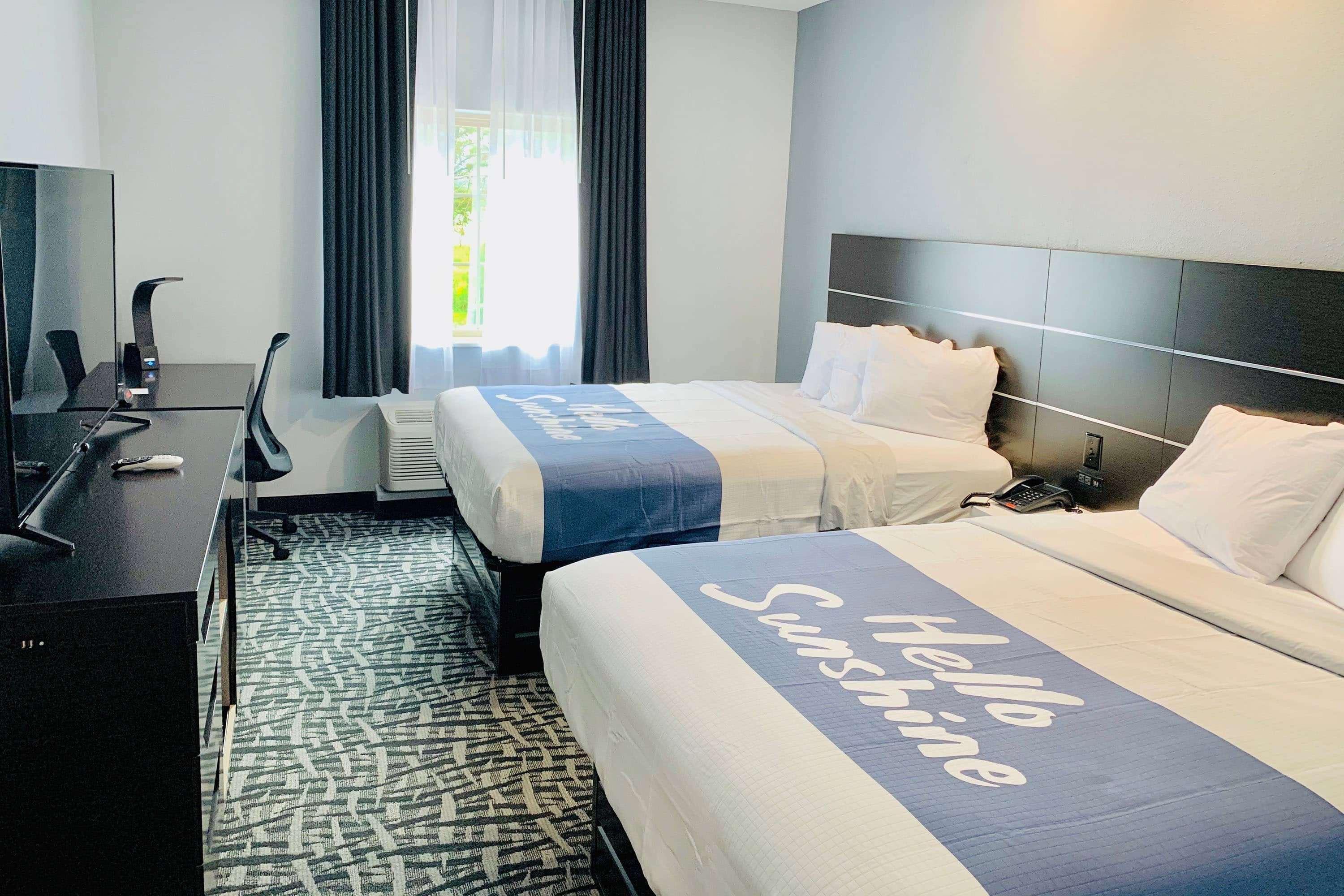 Days Inn & Suites By Wyndham Horn Lake - Memphis Graceland Εξωτερικό φωτογραφία