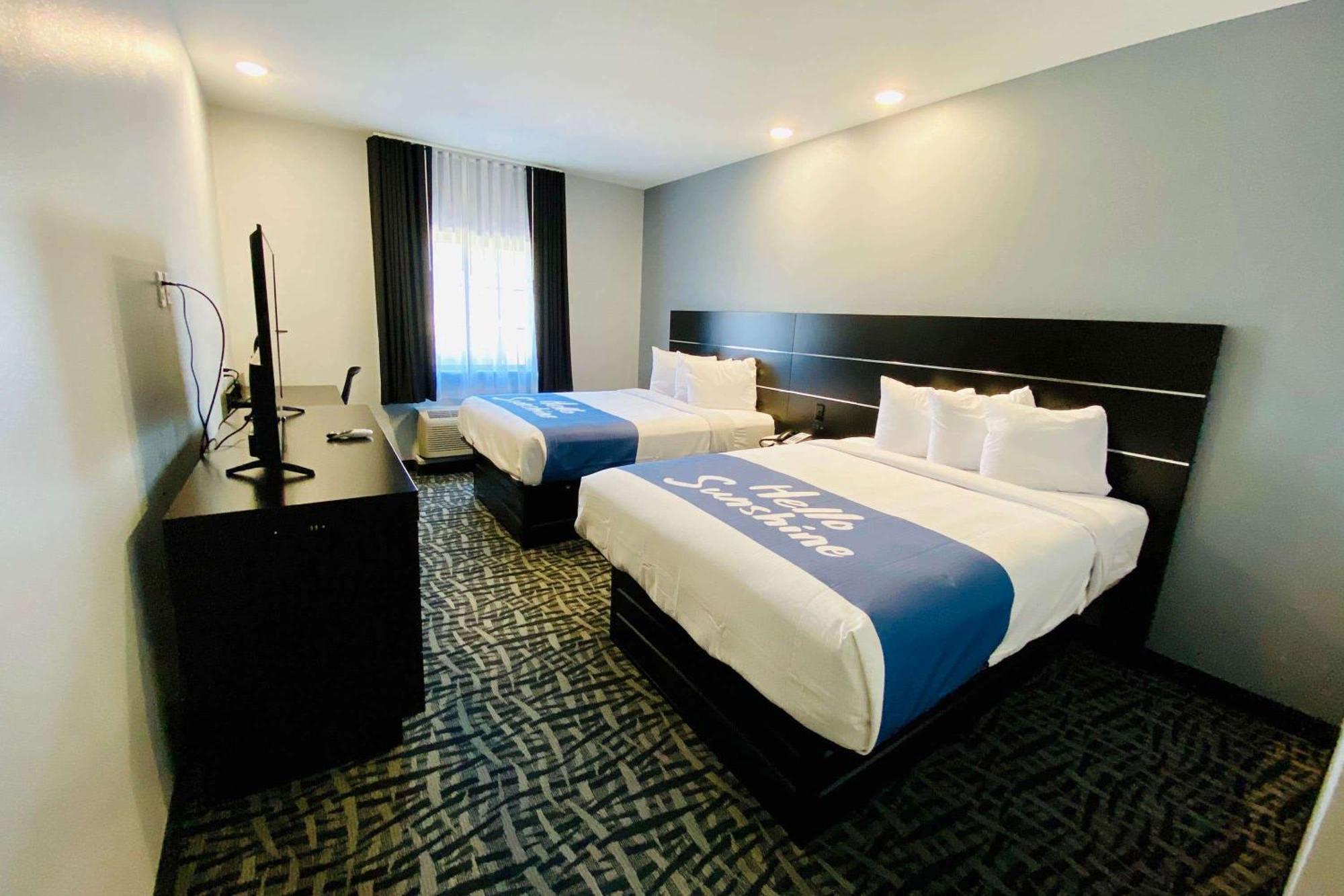 Days Inn & Suites By Wyndham Horn Lake - Memphis Graceland Εξωτερικό φωτογραφία